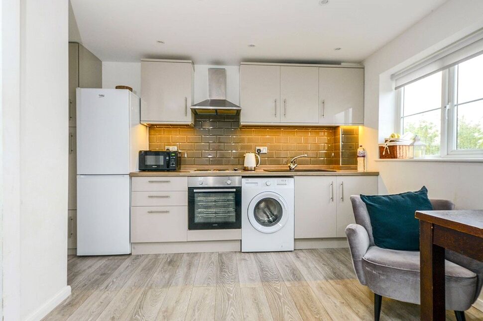 Main image of 1 bedroom Flat to rent, Hancock Court, Borehamwood, Hertfordshire, WD6