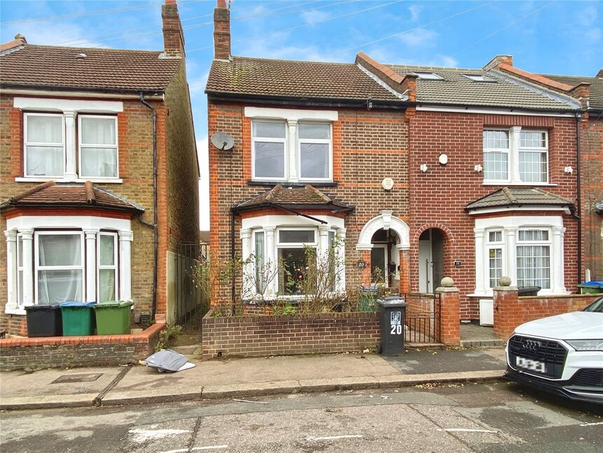 Main image of 3 bedroom Mid Terrace House for sale, Chester Road, Watford, Hertfordshire, WD18