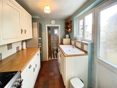 St. Marys Road, 2 bedroom Mid Terrace House to rent, &pound;1,600 pcm