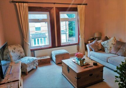 Oxford Street, 2 bedroom  Flat to rent, £1,550 pcm