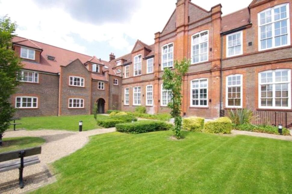 Main image of 1 bedroom Flat to rent, Gammons Lane, Watford, Hertfordshire, WD24