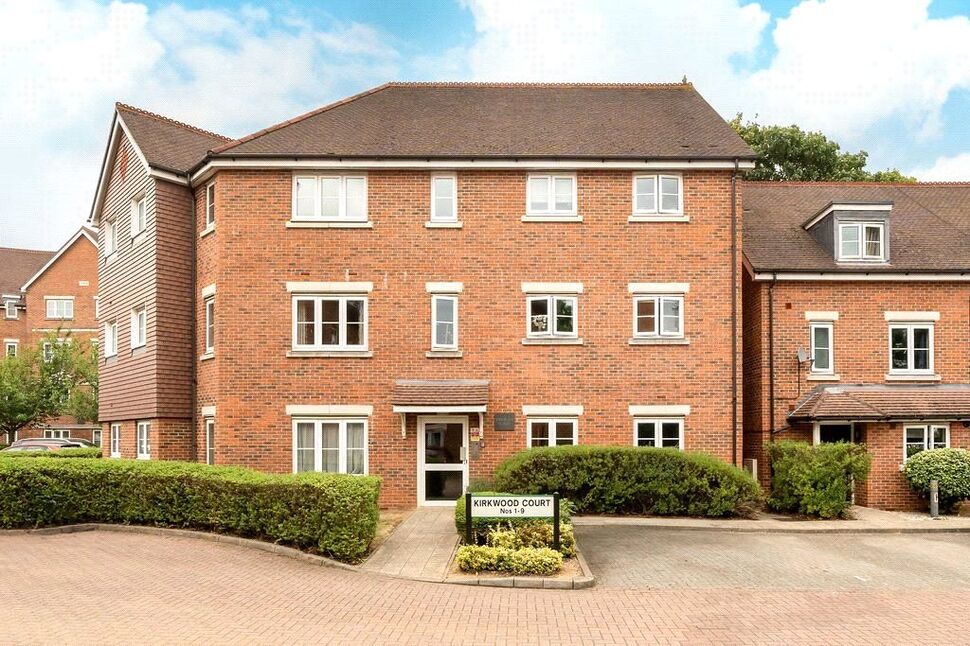 Main image of 2 bedroom  Flat to rent, Lockhart Road, Watford, Hertfordshire, WD17