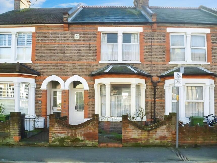 Main image of 3 bedroom Mid Terrace House to rent, Westbury Road, Watford, Hertfordshire, WD18