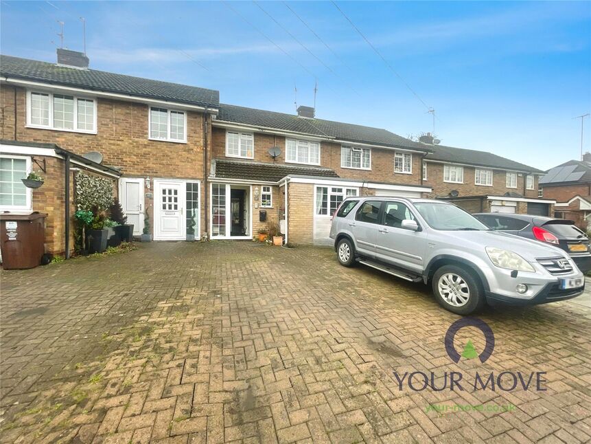 4 bedroom Mid Terrace House for sale