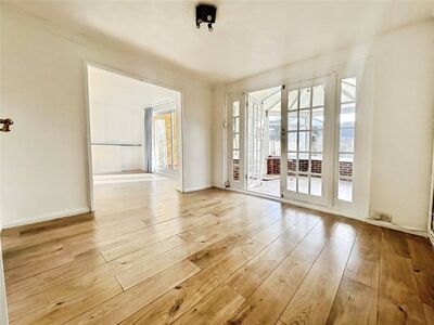 Blackwell Drive, 3 bedroom Semi Detached House to rent, &pound;2,300 pcm