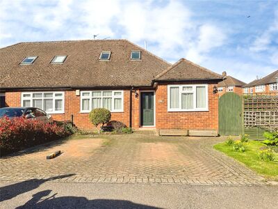4 bedroom Semi Detached Bungalow for sale
