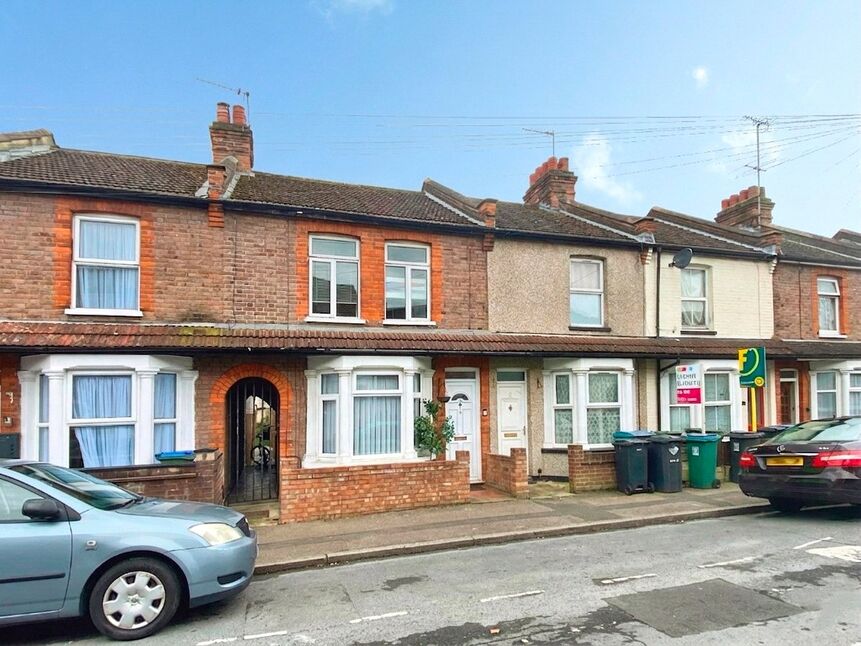 Main image of 3 bedroom Mid Terrace House for sale, Burton Avenue, Watford, Hertfordshire, WD18