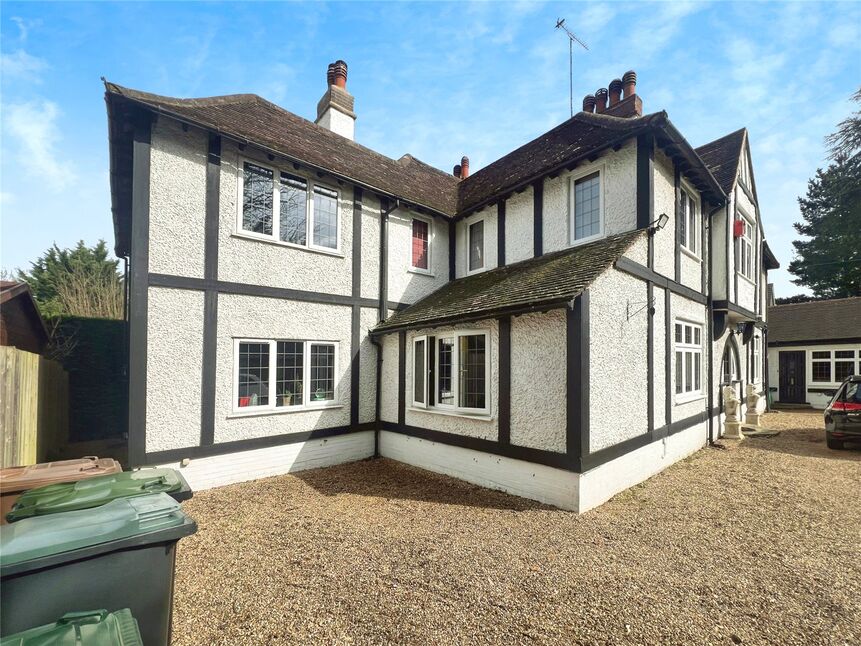 Main image of 1 bedroom Flat to rent, Chorleywood Road, Rickmansworth, Hertfordshire, WD3