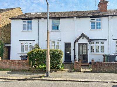 Rosebery Road, 2 bedroom Mid Terrace House for sale, &pound;450,000