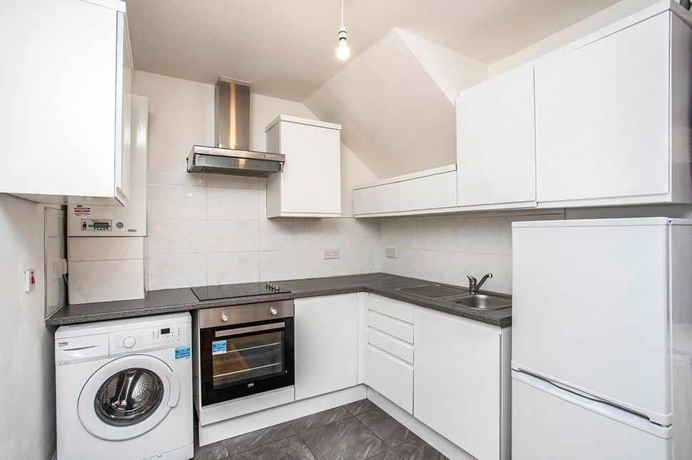 Main image of 3 bedroom Flat to rent, St. Albans Road, Watford, WD17