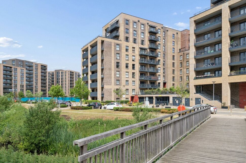 Main image of 1 bedroom Flat to rent, Thurlows Court, Watford, Hertfordshire, WD18
