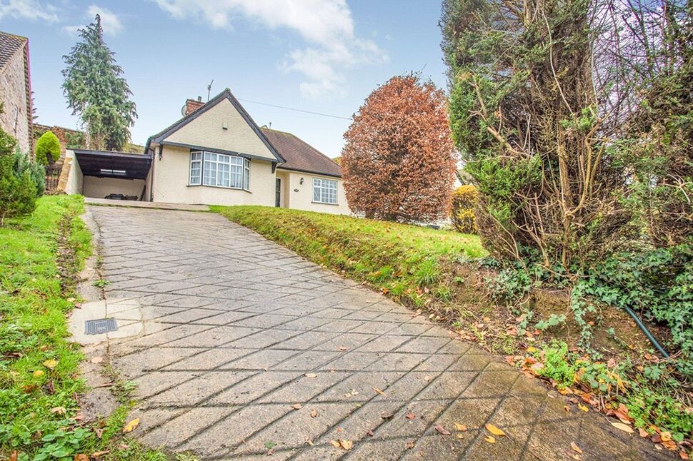 Main image of 2 bedroom Detached Bungalow to rent, Old Watford Road, Bricket Wood, Hertfordshire, AL2