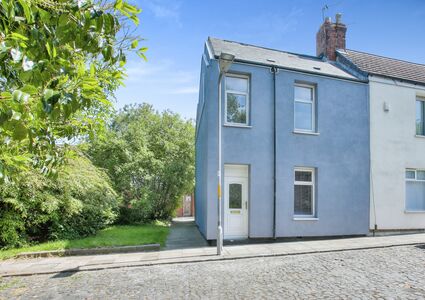 Tweedy Street, 2 bedroom End Terrace House to rent, £750 pcm