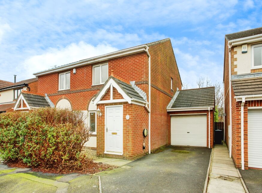 Main image of 2 bedroom Semi Detached House for sale, Holyfields, West Allotment, Tyne and Wear, NE27