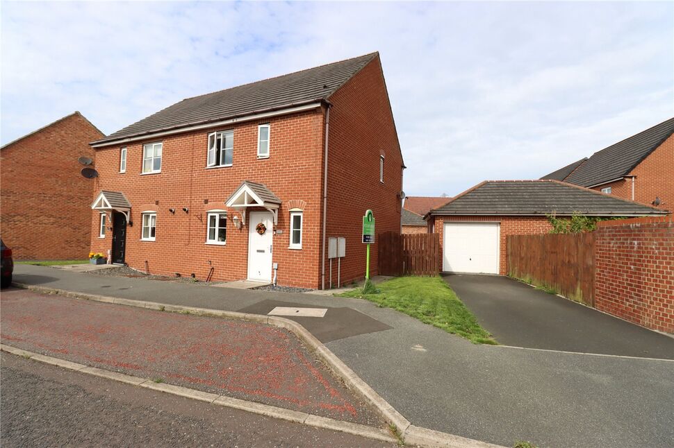 Main image of 3 bedroom Semi Detached House for sale, Cloverfield, West Allotment, Tyne and Wear, NE27