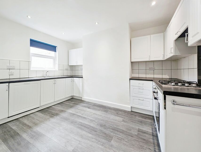 3 bedroom Mid Terrace House to rent, Stanley Street, Blyth, NE24 £775 pcm