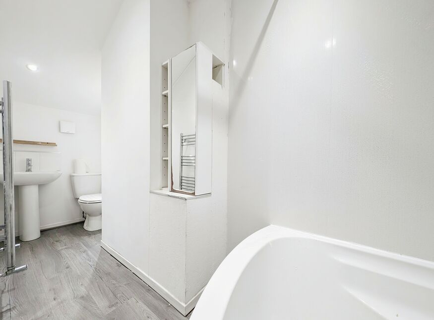 3 bedroom Mid Terrace House to rent, Stanley Street, Blyth, NE24 £775 pcm