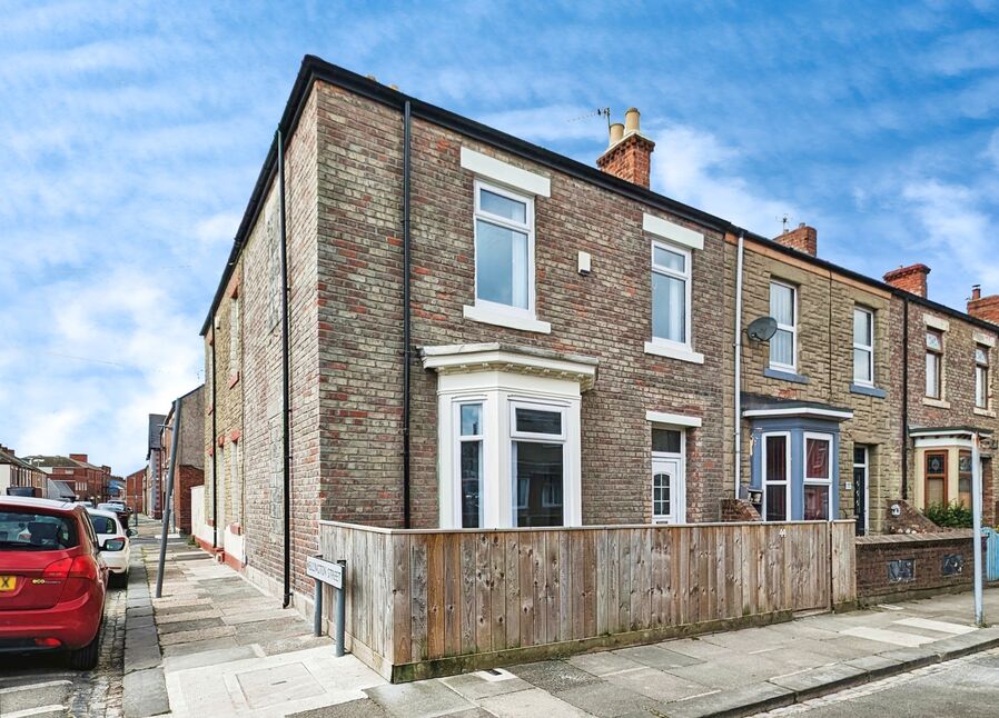 3 bedroom Mid Terrace House to rent, Stanley Street, Blyth, NE24 £775 pcm