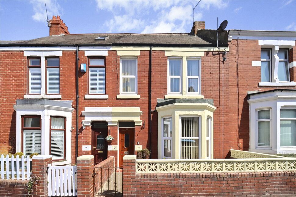 Main image of 4 bedroom Mid Terrace House for sale, Oxford Street, Whitley Bay, Tyne and Wear, NE26
