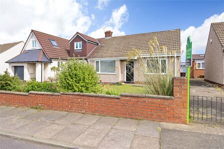2 bedroom Semi Detached Bungalow for sale