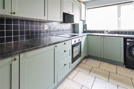 3 bedroom Mid Terrace House for sale