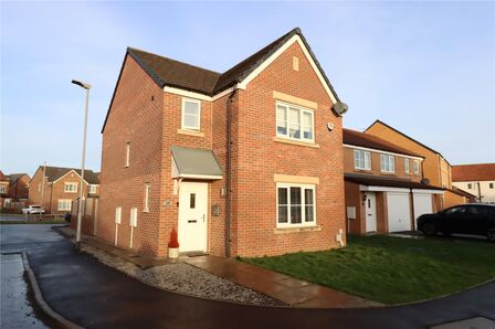 Shillhope Drive, 3 bedroom Detached House for sale, £220,000