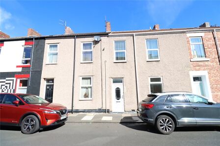 Aldborough Street, 1 bedroom  Flat for sale, £35,000