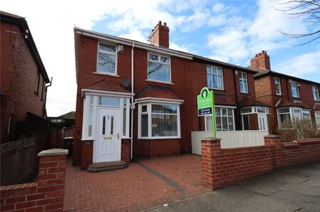 Hawkeys Lane, 3 bedroom Semi Detached House for sale, £249,000