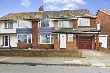 4 bedroom Semi Detached House for sale
