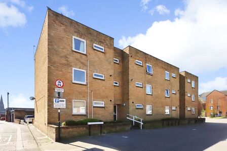 1 bedroom  Flat to rent