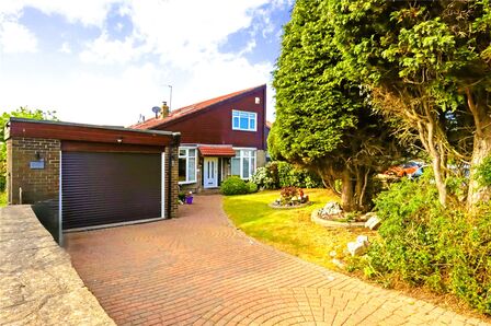 Sherwood Close, 4 bedroom Link Detached House for sale, £495,000