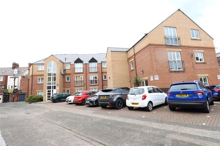 2 bedroom  Flat for sale