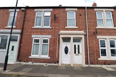 3 bedroom  Flat to rent