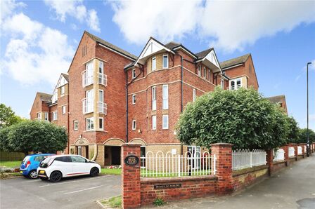 2 bedroom  Flat for sale