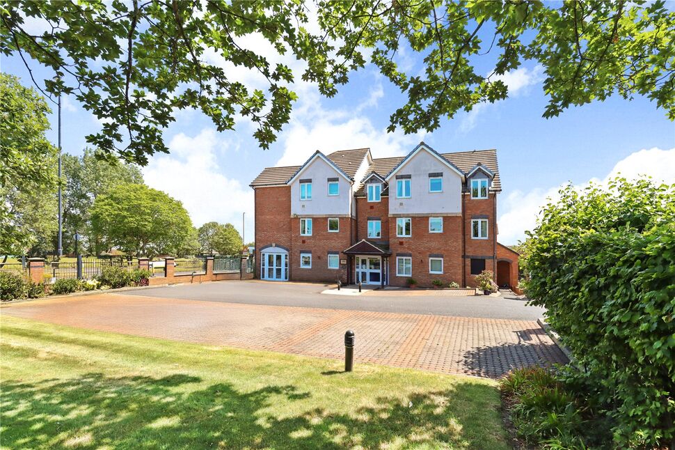 Main image of 2 bedroom Flat for sale, Brabourne Gardens, North Shields, Tyne and Wear, NE29