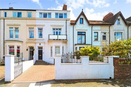 7 bedroom Mid Terrace House for sale