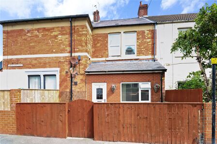 Esplanade Place, 1 bedroom  Flat for sale, £70,000