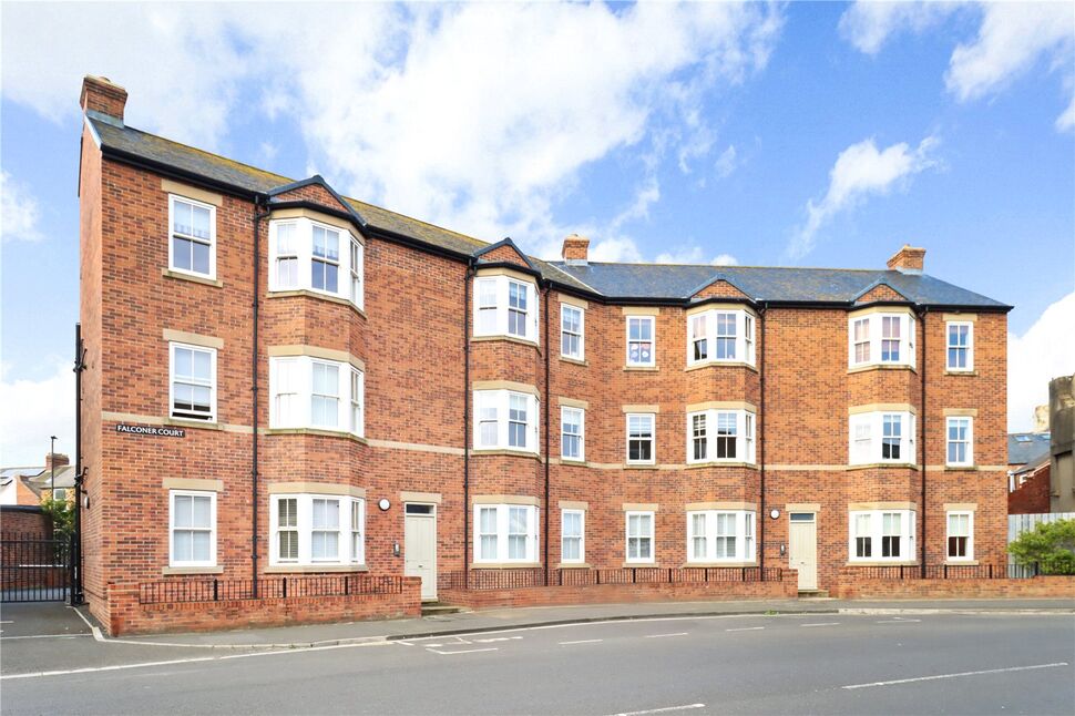 Main image of 2 bedroom  Flat for sale, John Street, Cullercoats, Tyne and Wear, NE30