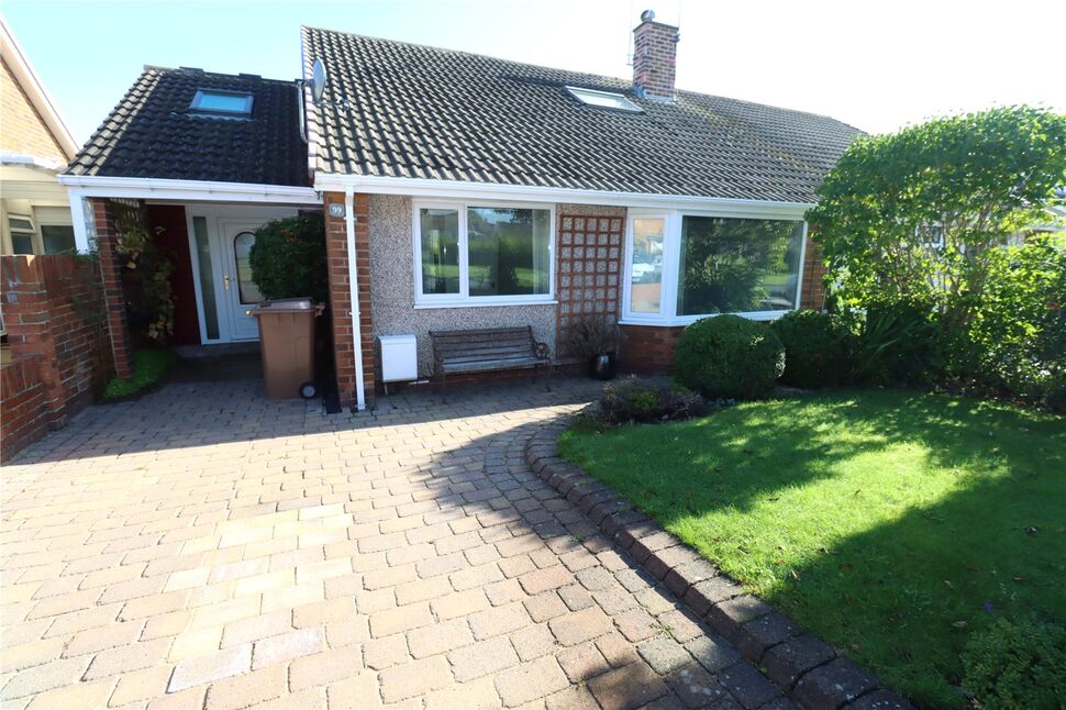 Main image of 3 bedroom Semi Detached Bungalow to rent, Woodburn Square, Whitley Bay, Tyne and Wear, NE26