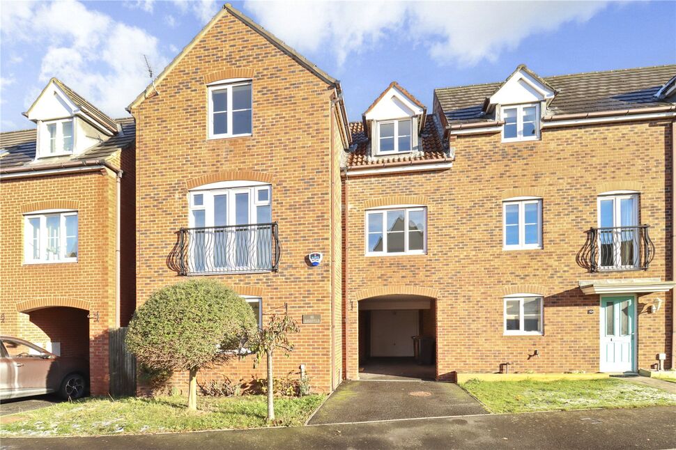 Main image of 4 bedroom Semi Detached House for sale, Edgefield, West Allotment, Tyne and Wear, NE27