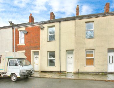2 bedroom Mid Terrace House for sale