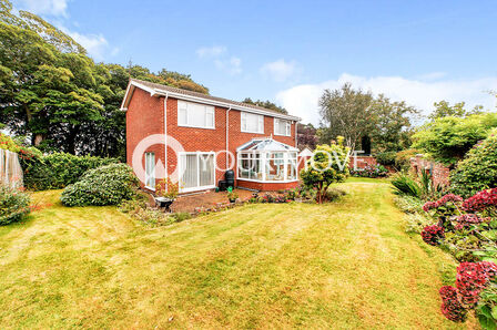 Whickham Lodge Rise, 4 bedroom Detached House for sale, £650,000