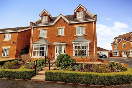 Broadmeadows Close, 5 bedroom Detached House for sale, £399,000