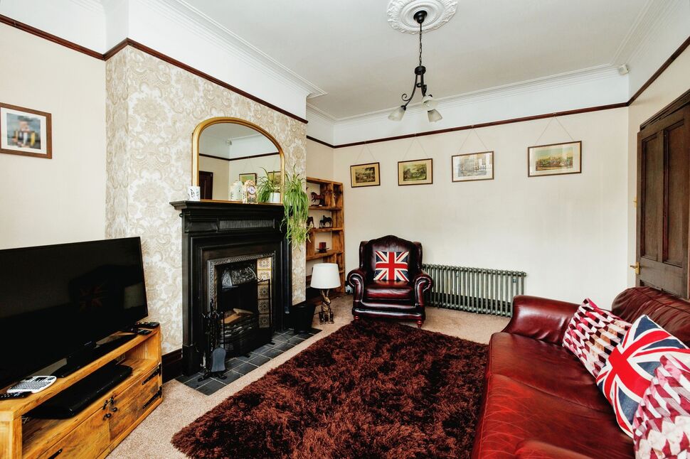 3 bedroom Mid Terrace House for sale, Moore Avenue, Dunston, NE11 £