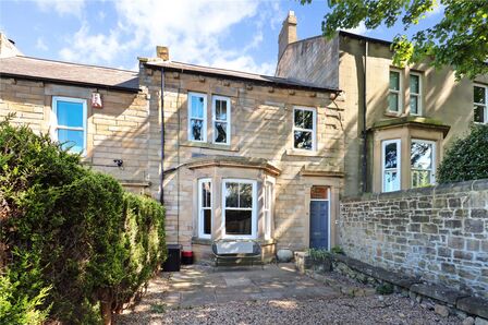 Thorneyholme Terrace, 3 bedroom Mid Terrace House for sale, £280,000