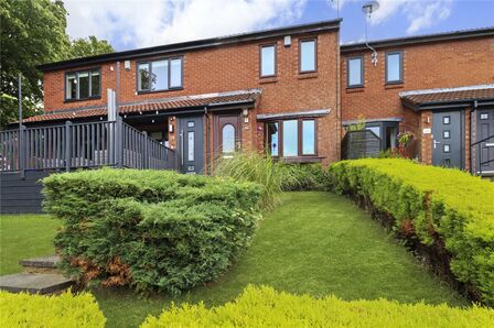 2 bedroom Mid Terrace House for sale