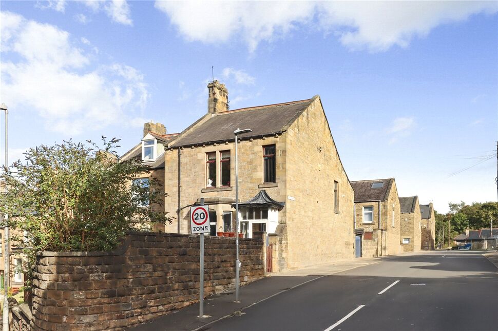 3 bedroom End Terrace House for sale