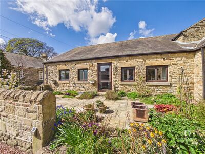 2 bedroom End Terrace Property for sale
