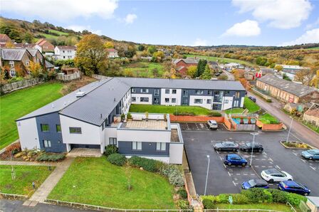 Woodhouse Mews, 1 bedroom Flat for sale, &pound;78,750