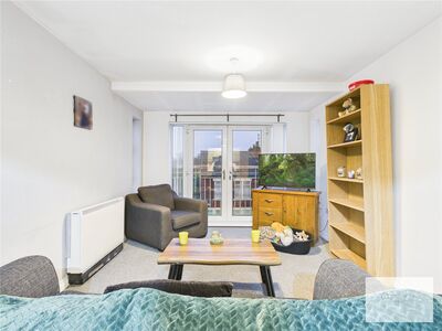 Bittern Close, 2 bedroom Flat for sale, &pound;95,000